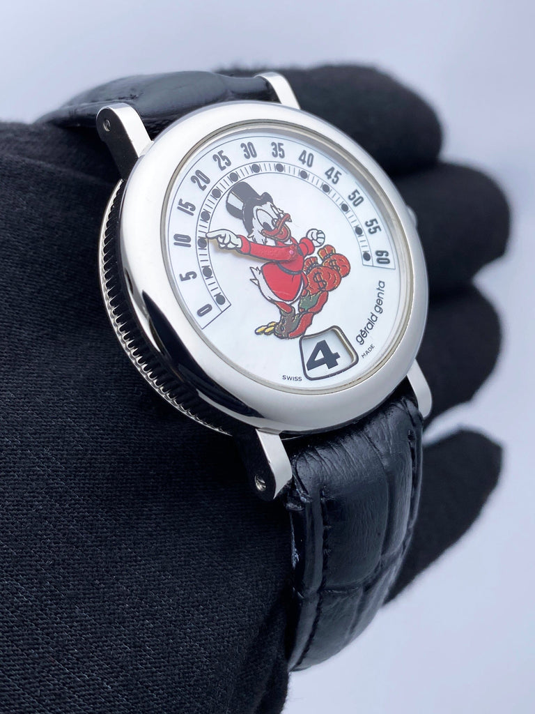 G rald Genta Retro Disney G.3612.7 Scrooge McDuck MOP Dial Mens Watch