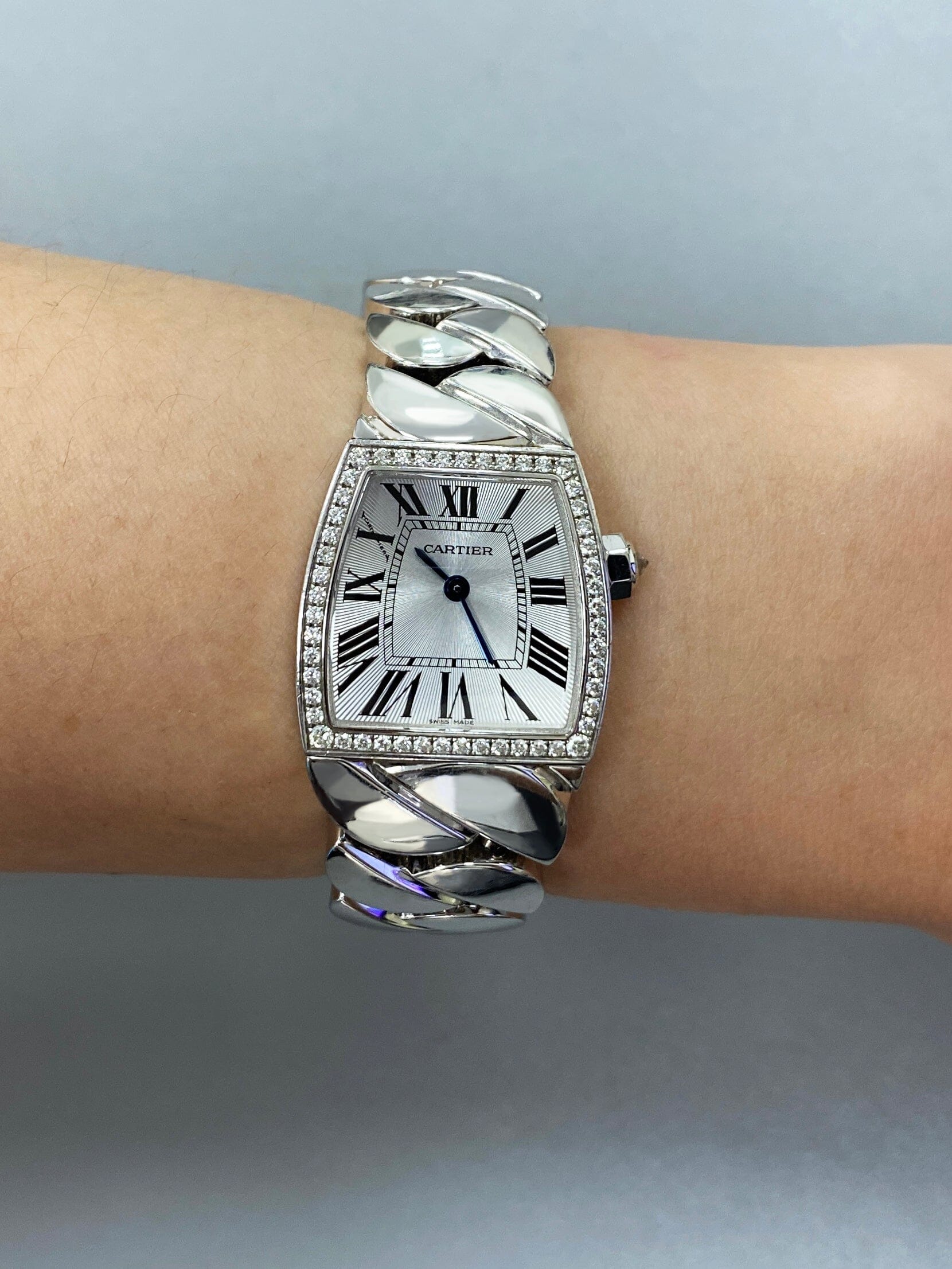 Cartier La Dona 2905 18K White Gold Diamonds Ladies Watch Box Papers