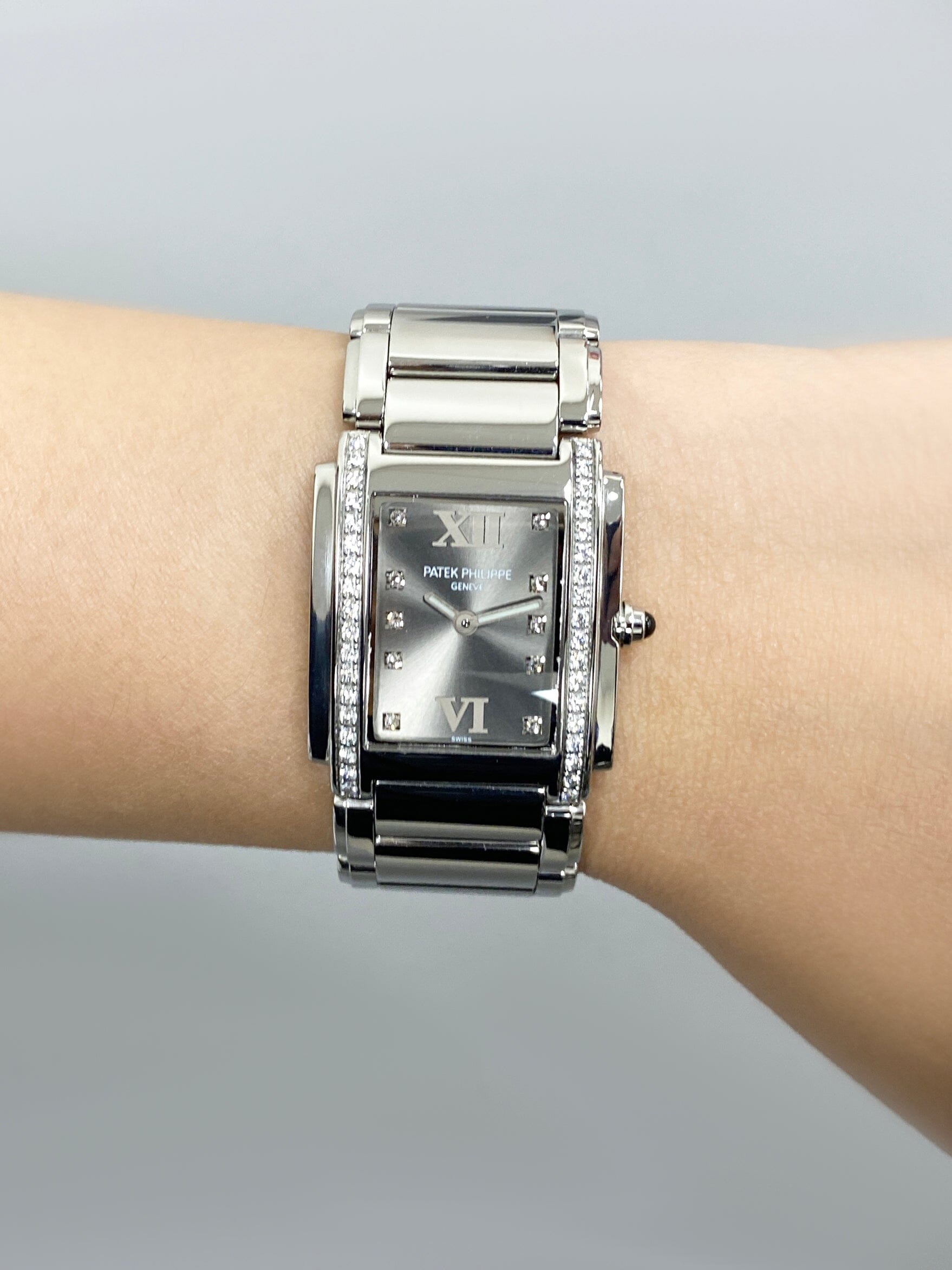 Patek Philippe Twenty 4 4910 Diamond Gray Dial Ladies Watch