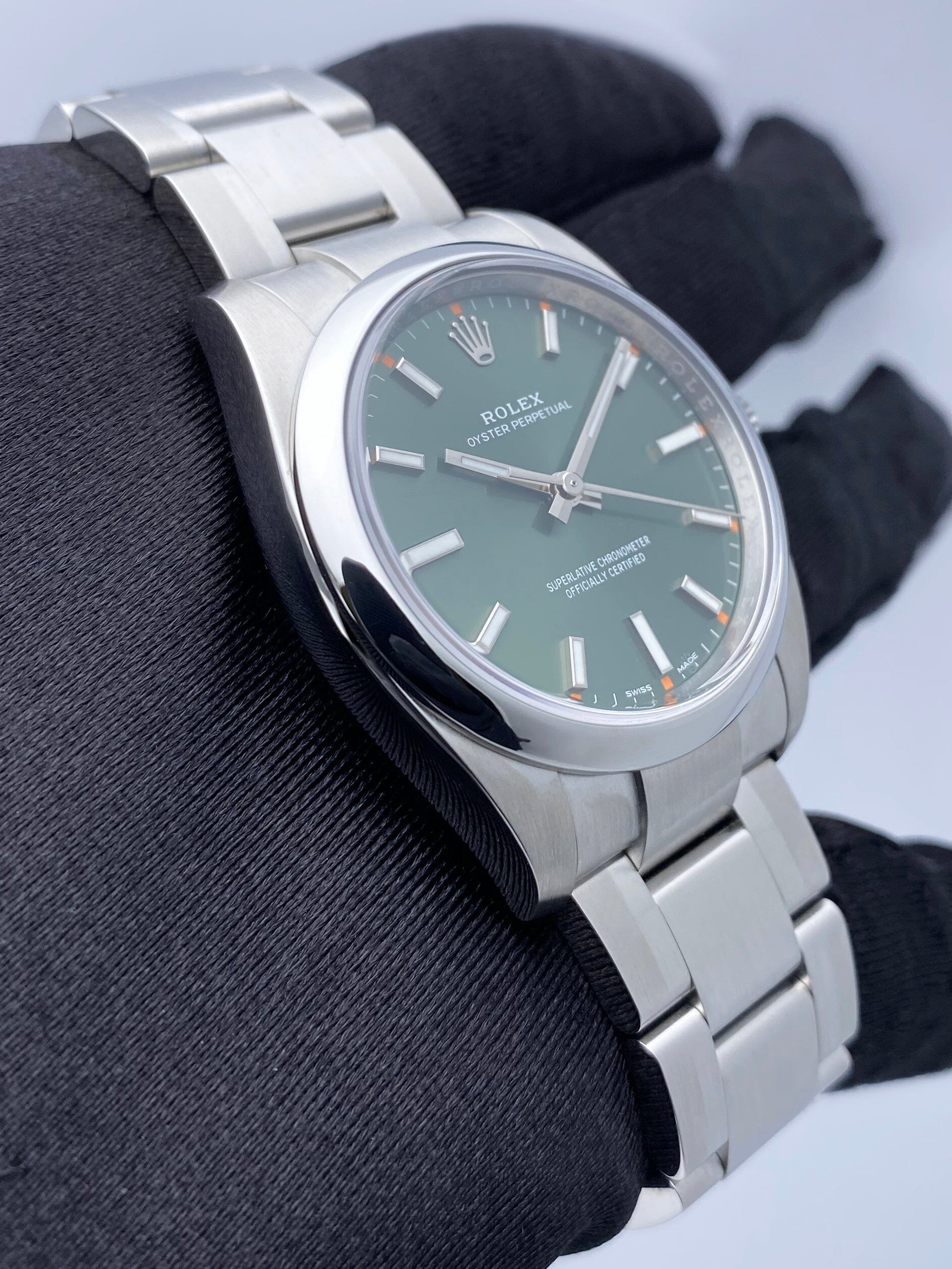 Oyster perpetual 34 olive green hotsell